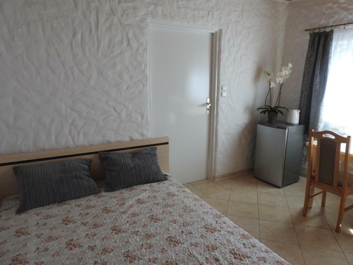 Malwa Apartment Jezierzany Bagian luar foto